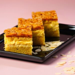 Golden Honey Almond (3 pieces)